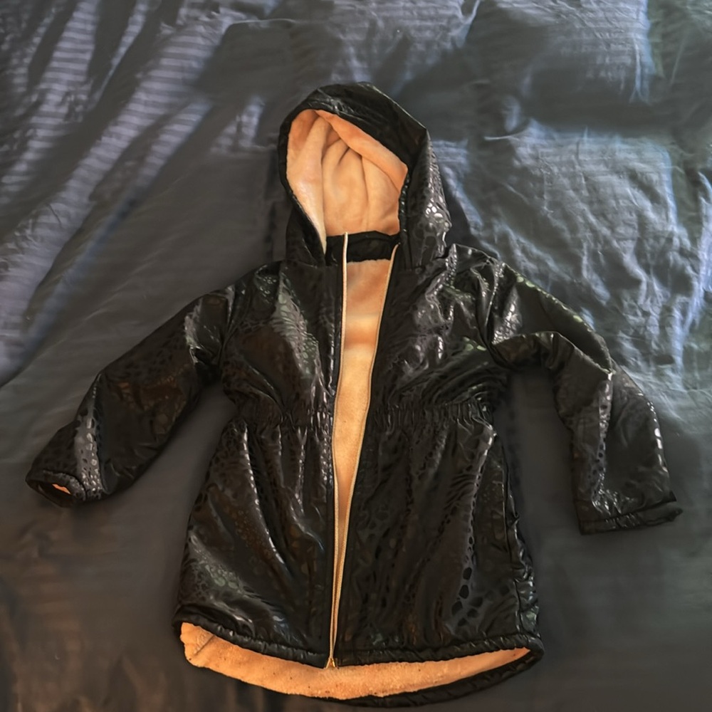 Raincoat 4T